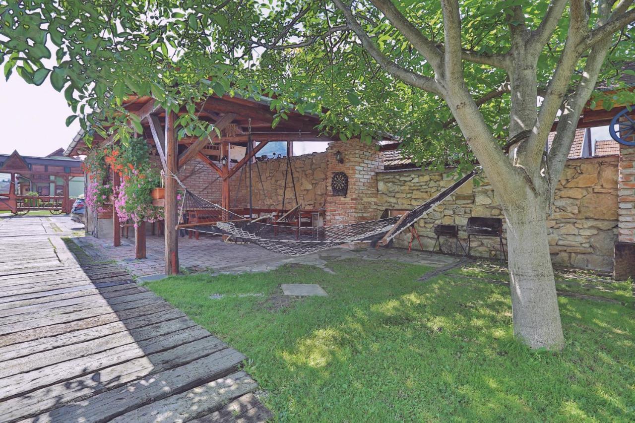Holiday Resort Svarny Ruzomberok Buitenkant foto